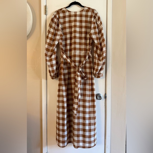 Doen Charleston Dress in St Ouen Nutmeg - Picture 3 of 7